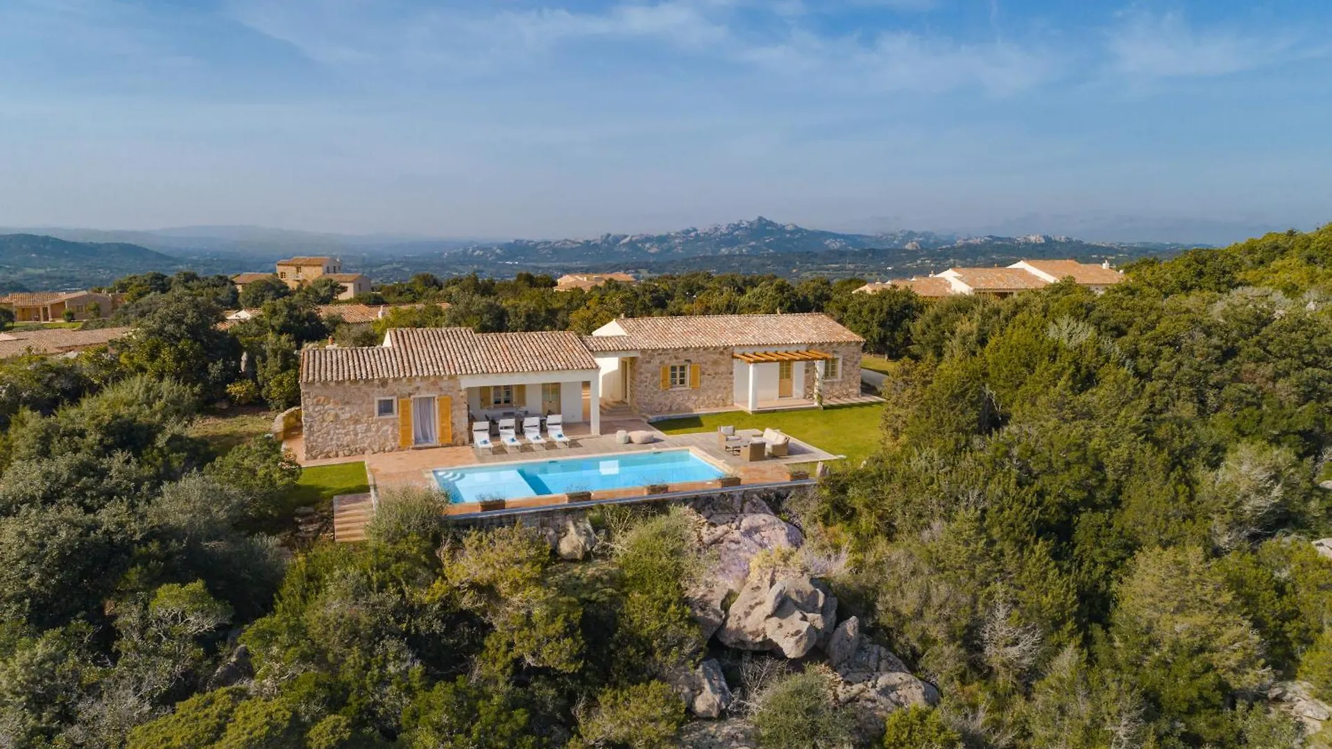 فيلة Borgo Smeraldo أرتْساكينا